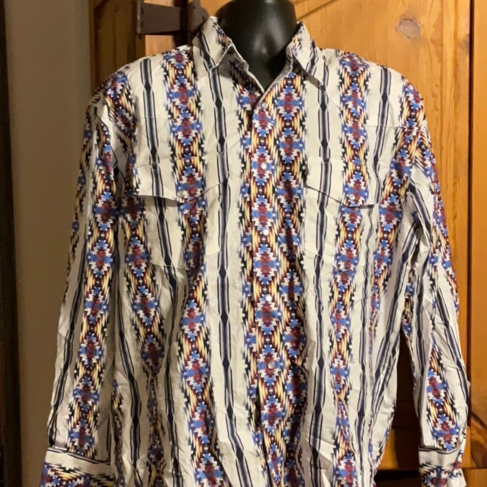 Men’s Wrangler Long Sleeve Shirt